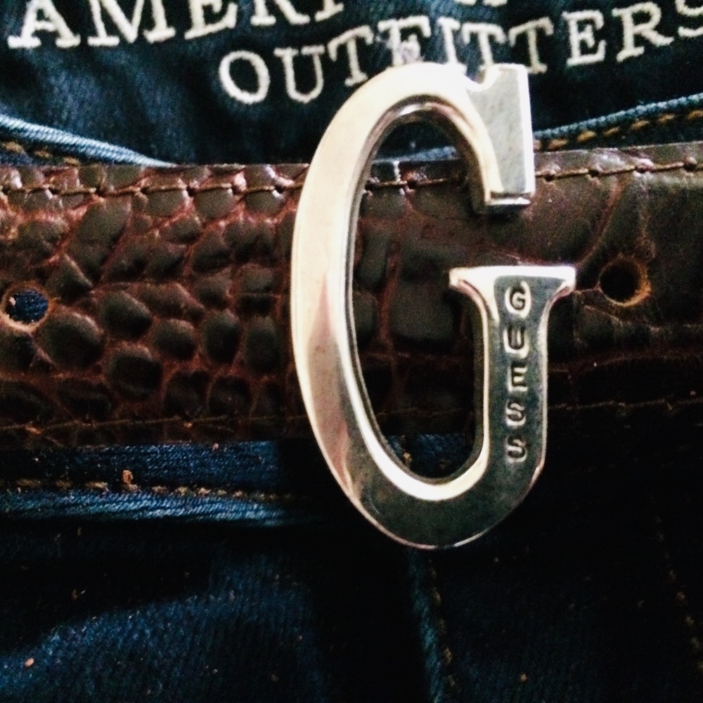 Classic Guess belt, Brown sz.Medium, apps. 38" Length